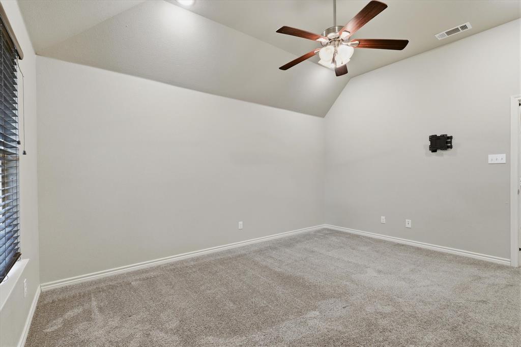603 Oaklawn Drive Property Photo 18