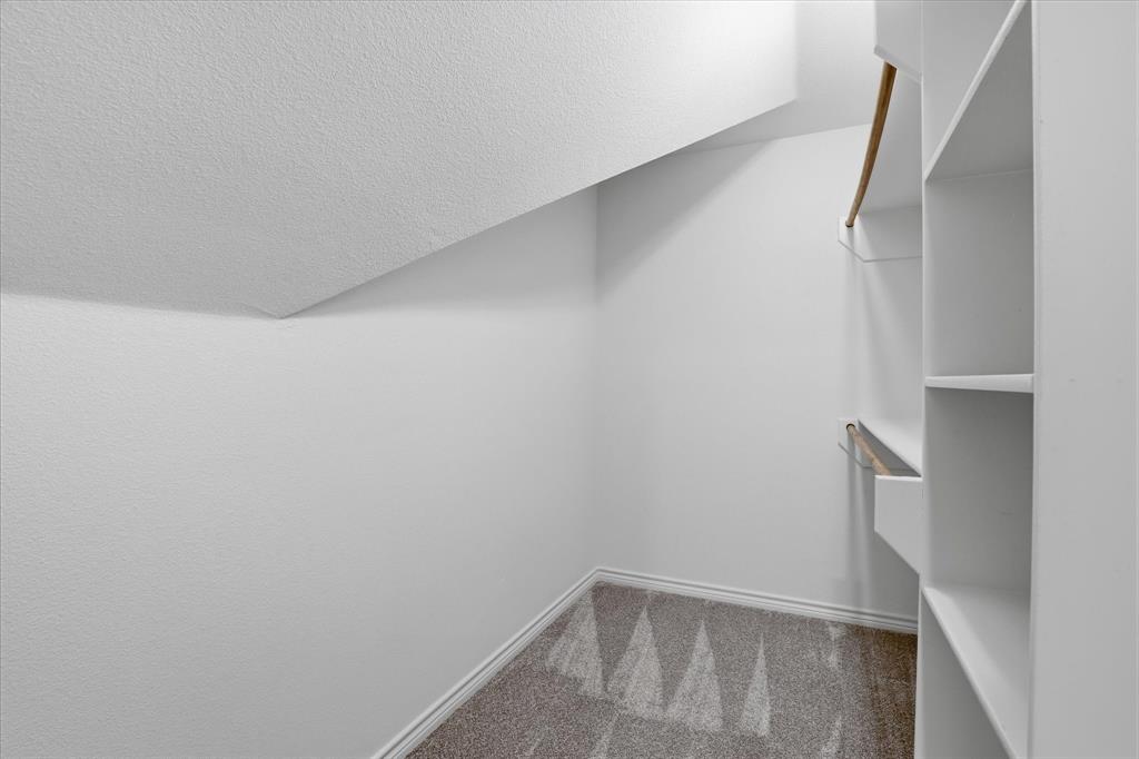 603 Oaklawn Drive Property Photo 32
