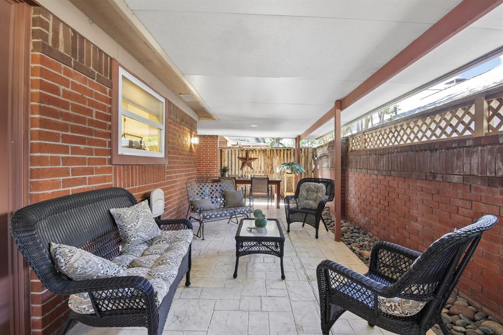 6615 Waterwood Circle Property Photo 1