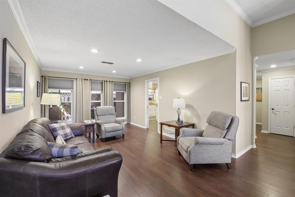 6615 Waterwood Circle Property Photo 8