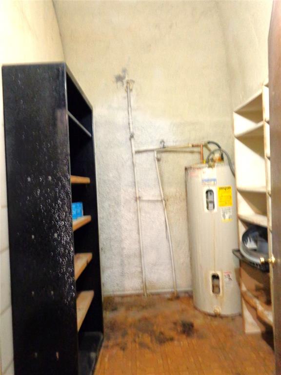 212 Private Road 114 Property Photo 12
