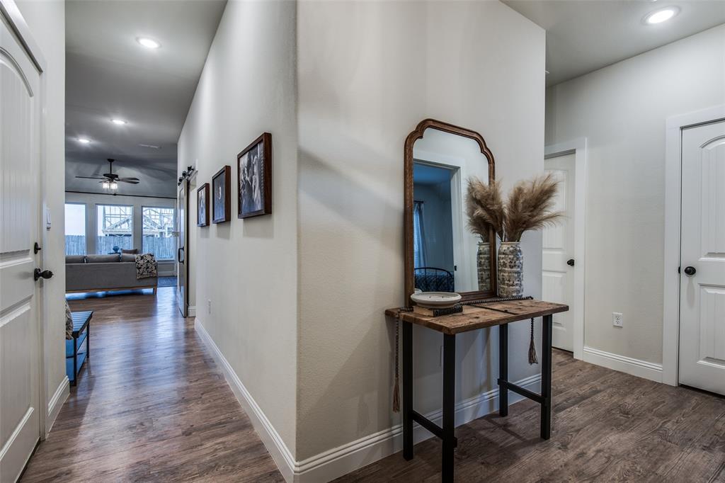 112 Kens Court Property Photo 11