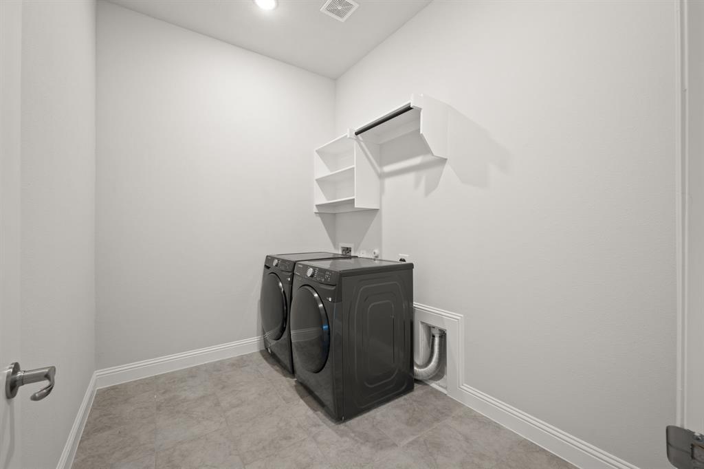 1433 Devotion Row Property Photo 28