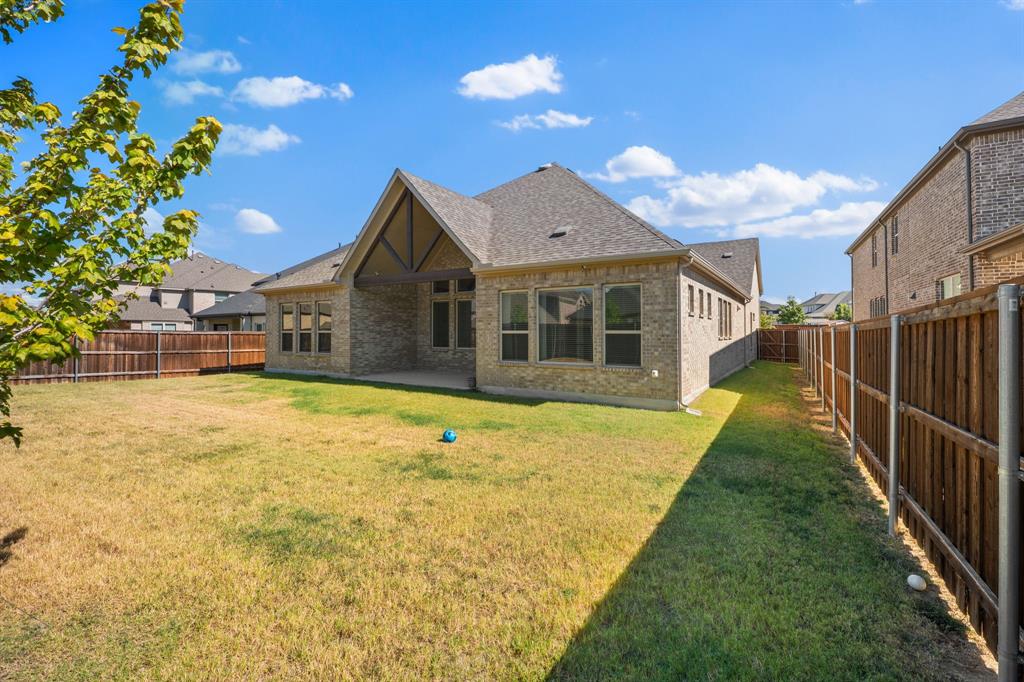 1433 Devotion Row Property Photo 32