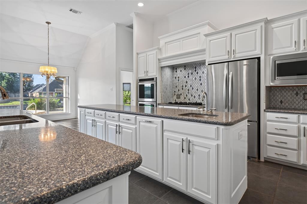 2612 Waters Edge Drive Property Photo 23