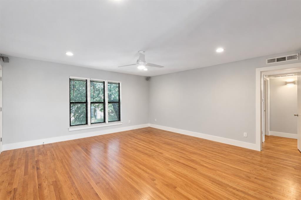 10727 Villager Road C Property Photo 3