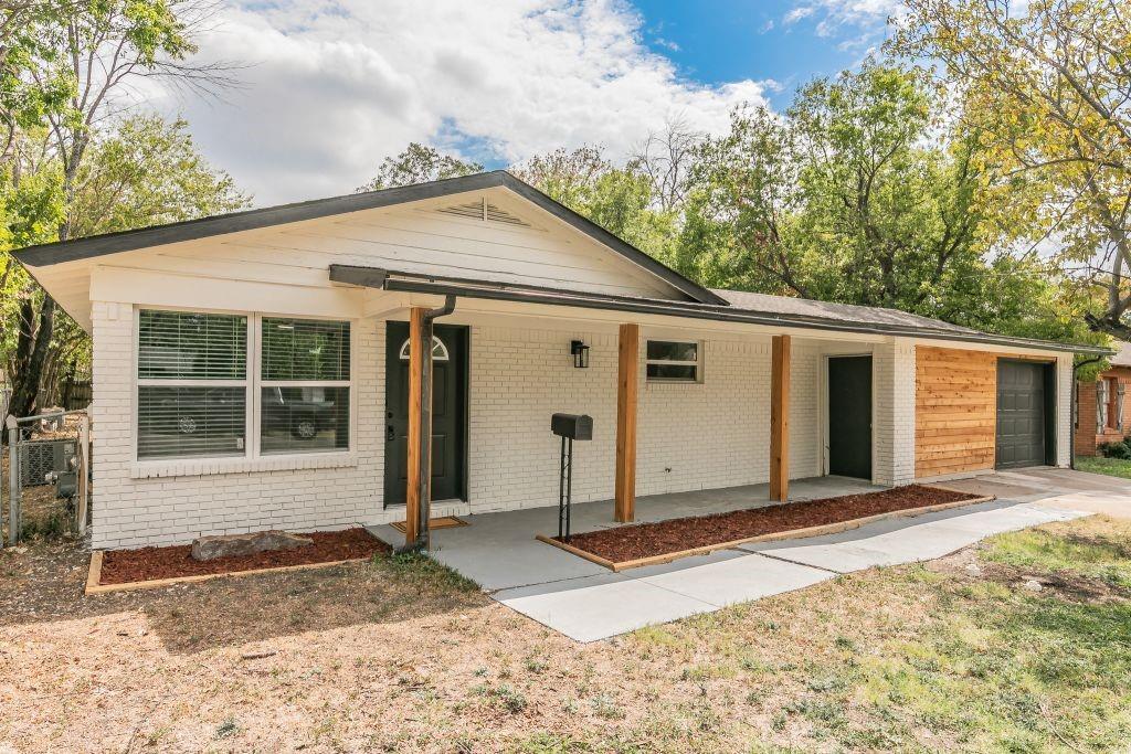 5012 Roxie Street Property Photo 3