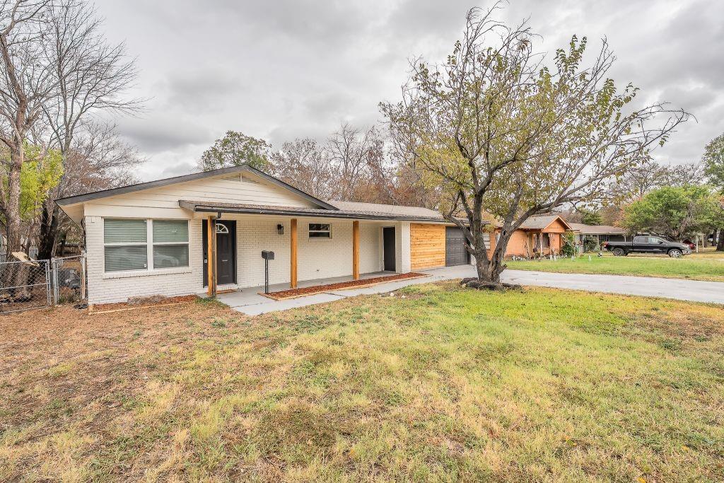 5012 Roxie Street Property Photo 3