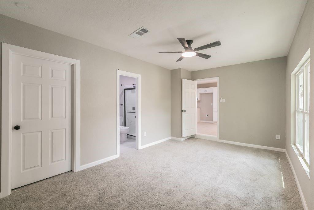 5012 Roxie Street Property Photo 15