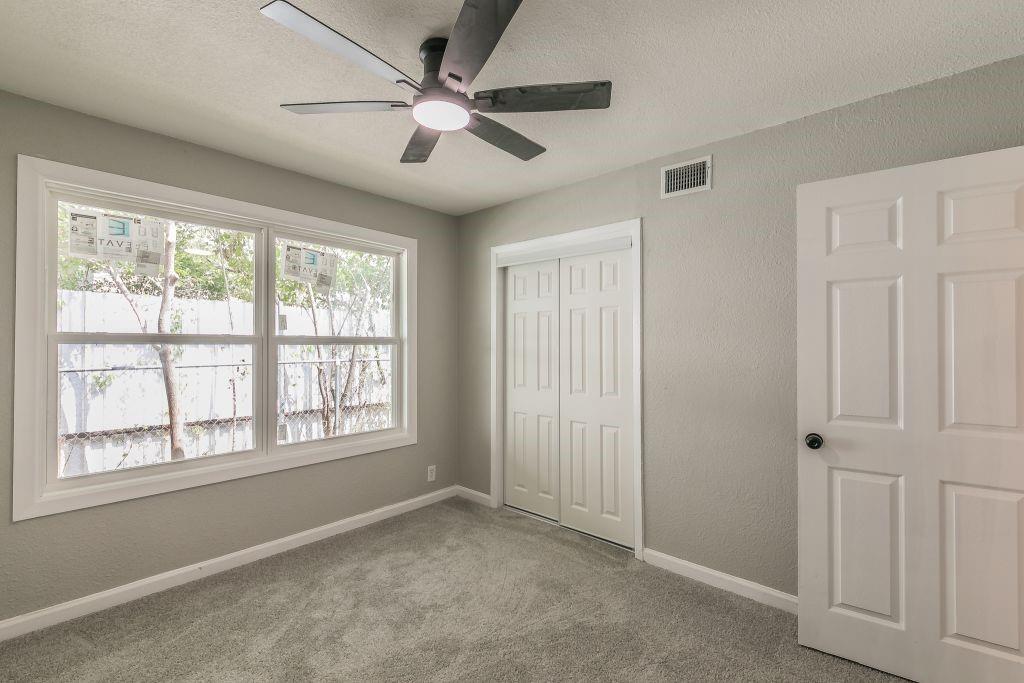 5012 Roxie Street Property Photo 21