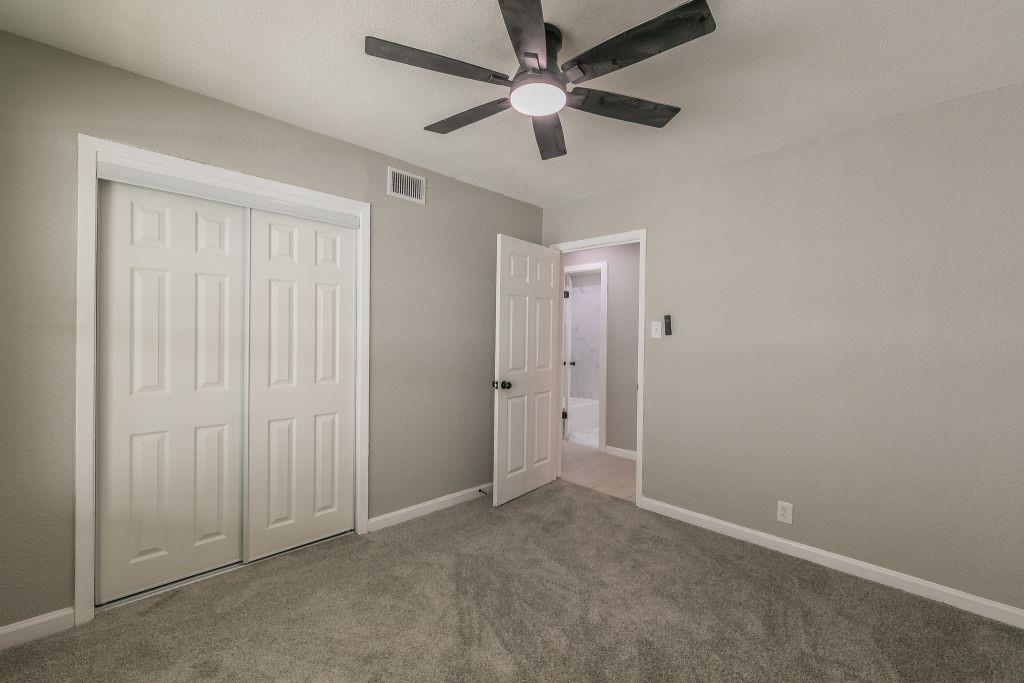 5012 Roxie Street Property Photo 22