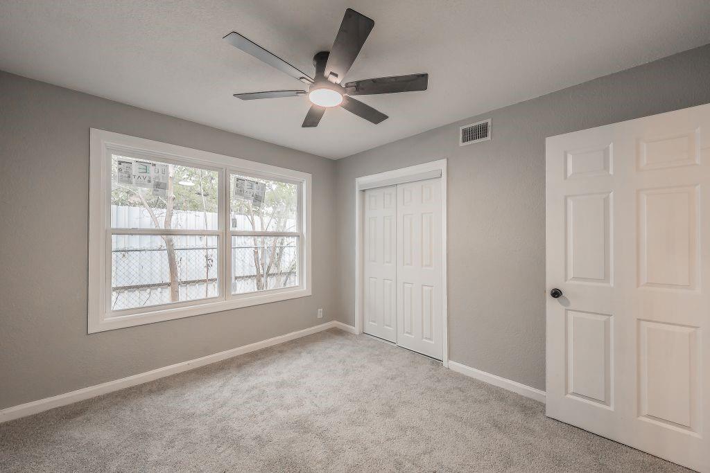 5012 Roxie Street Property Photo 23