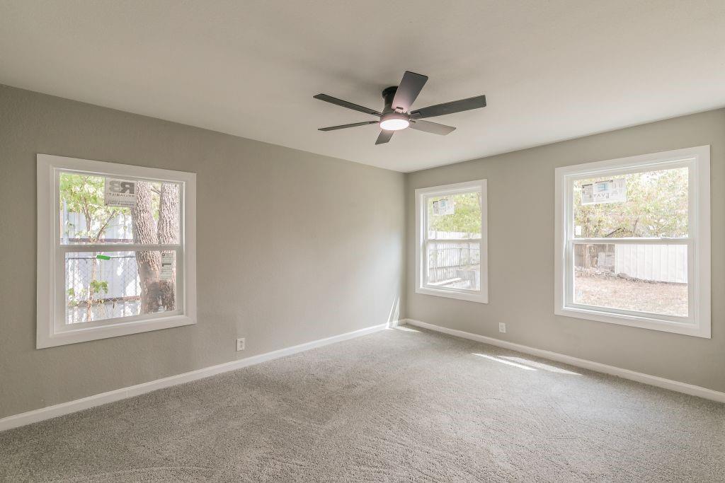 5012 Roxie Street Property Photo 25