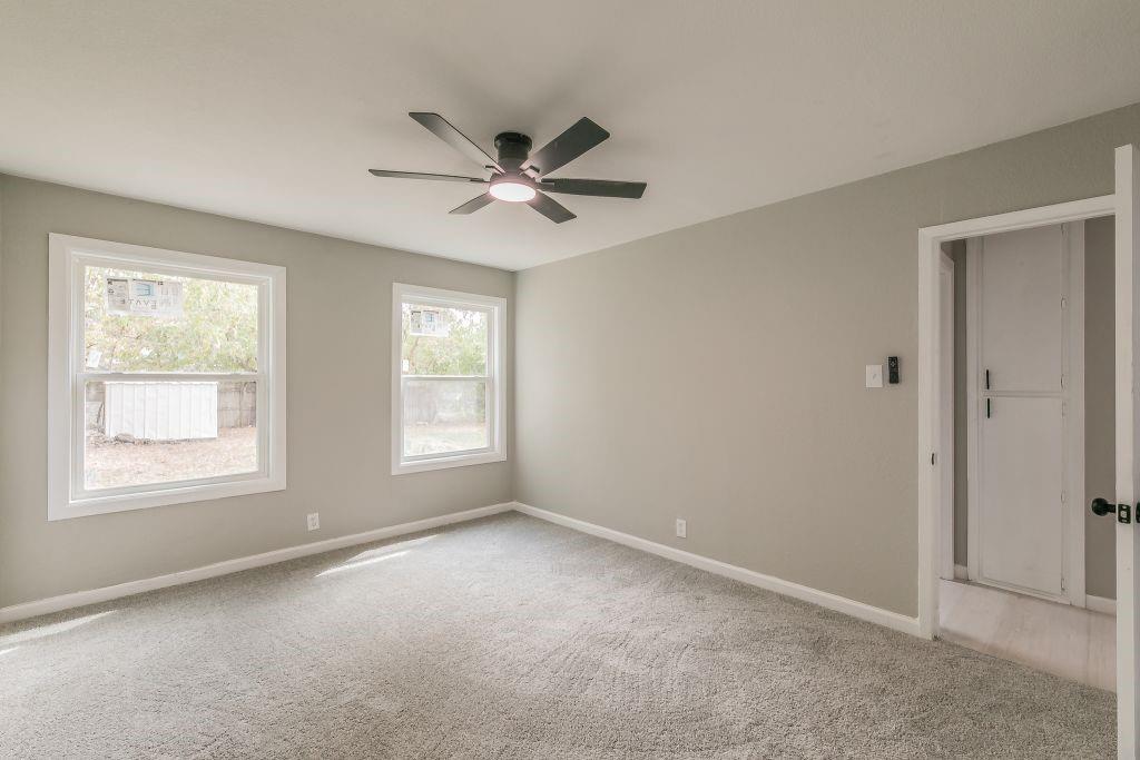 5012 Roxie Street Property Photo 26