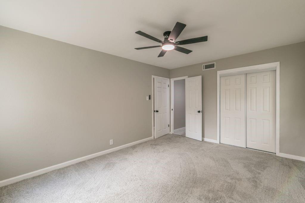 5012 Roxie Street Property Photo 28
