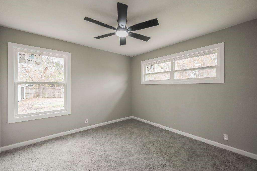 5012 Roxie Street Property Photo 29