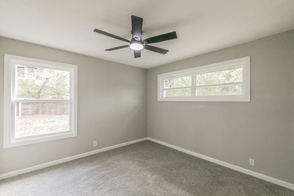 5012 Roxie Street Property Photo 30