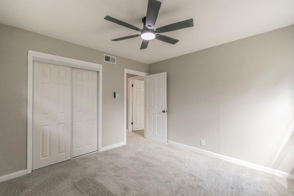 5012 Roxie Street Property Photo 32