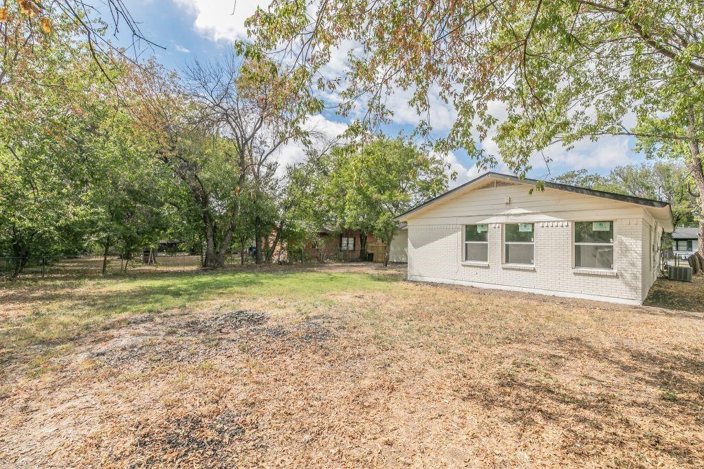 5012 Roxie Street Property Photo 35
