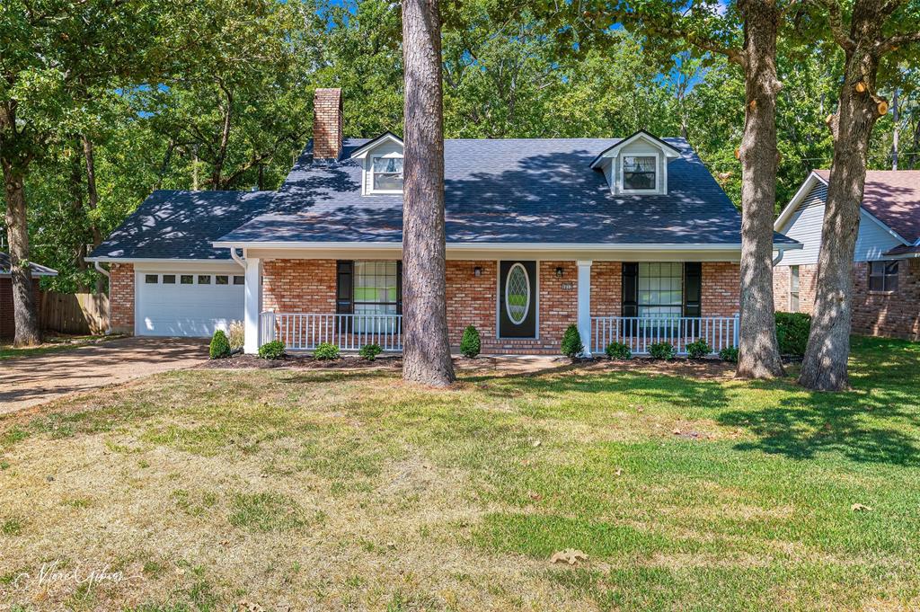 9852 Deepwoods Drive Property Photo 1