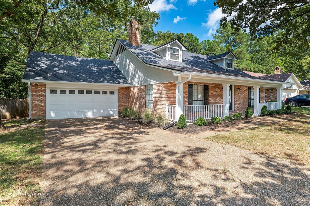 9852 Deepwoods Drive Property Photo 2