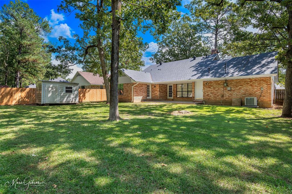 9852 Deepwoods Drive Property Photo 23