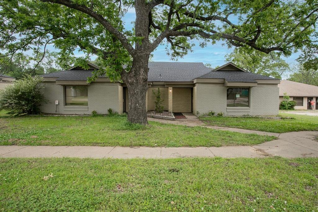 707 N Waldrip Street Property Photo 6