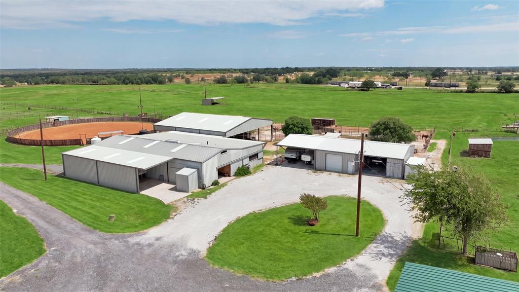 900 Leech Property Photo 3