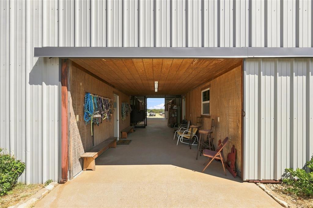 900 Leech Property Photo 23
