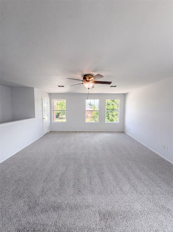 2220 Sumac Drive Property Photo 4