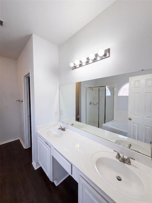 2220 Sumac Drive Property Photo 16