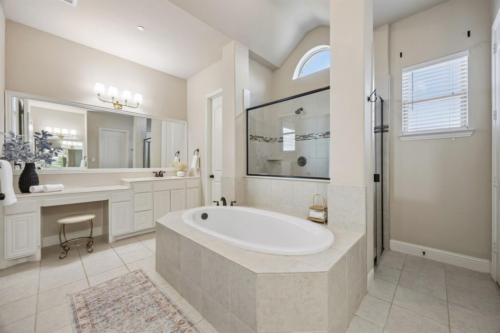 279 Shallow Brook Drive Property Photo 19