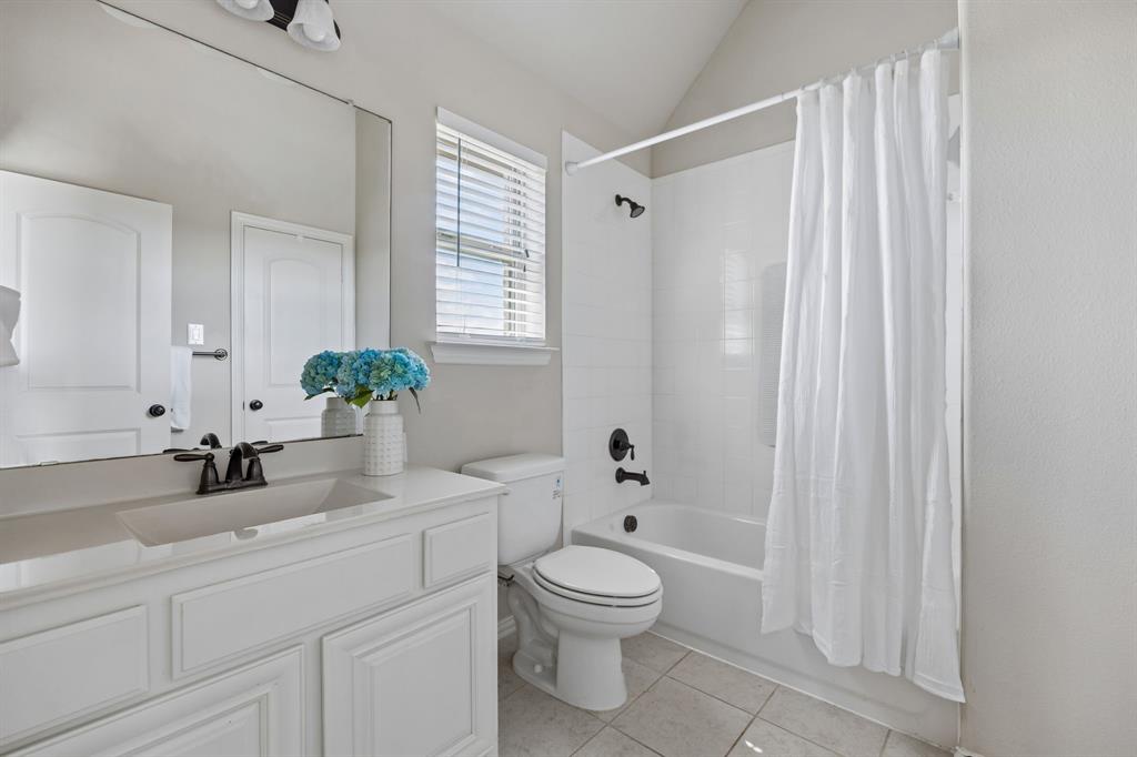 279 Shallow Brook Drive Property Photo 33