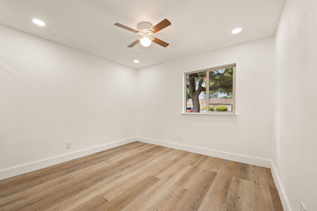 1216 Briarcove Drive Property Photo 25