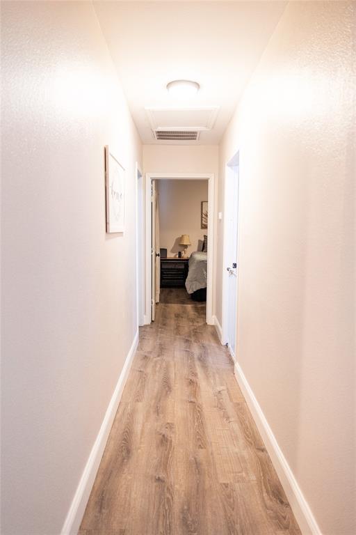 257 Graham Avenue Property Photo 5