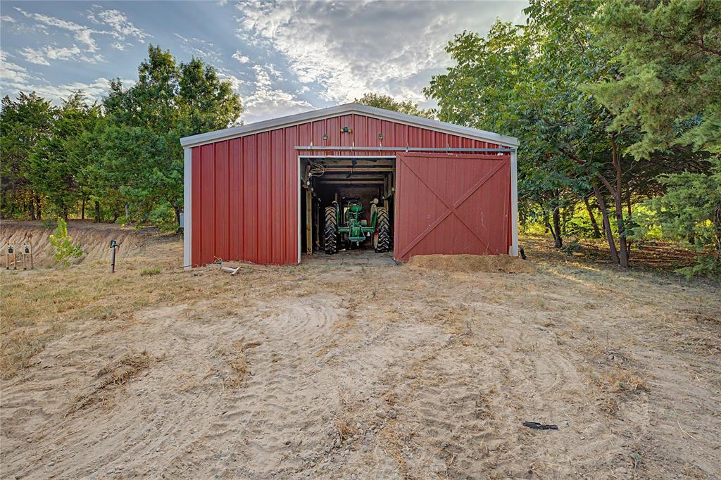 8615 County Road 534 Property Photo 11