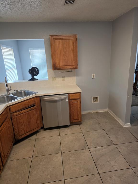 405 Raintree Circle Property Photo 6