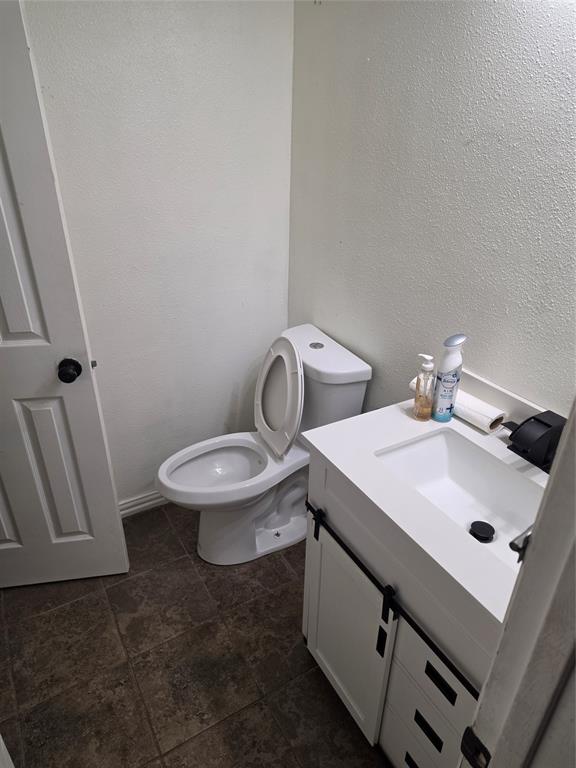 405 Raintree Circle Property Photo 9