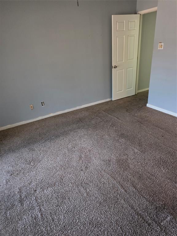 405 Raintree Circle Property Photo 12