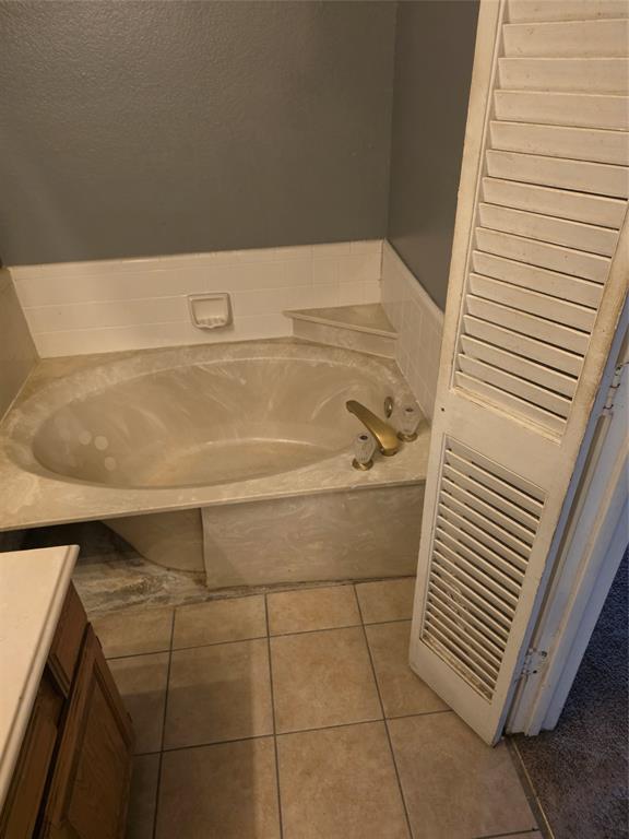 405 Raintree Circle Property Photo 15
