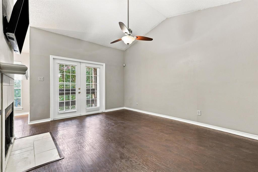 8550 Fair Oaks Crossing 306 Property Photo 5