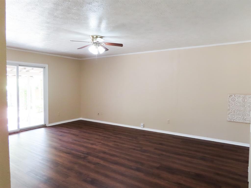 808 E Heath Street Property Photo 7
