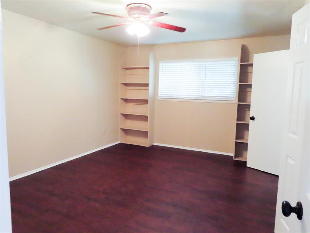 808 E Heath Street Property Photo 11