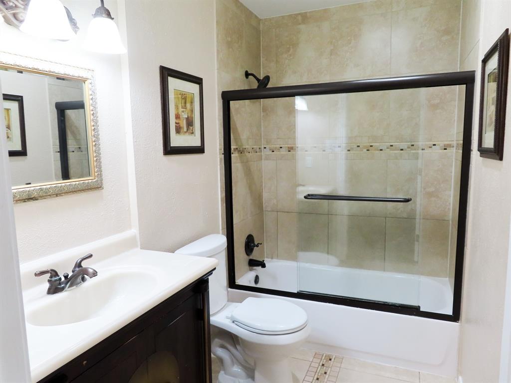 808 E Heath Street Property Photo 12