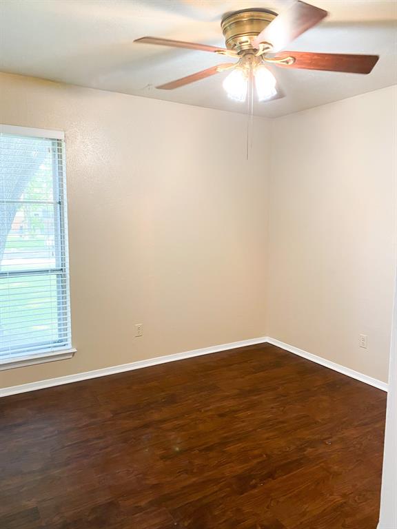 808 E Heath Street Property Photo 17