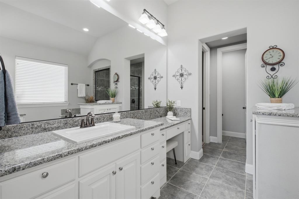 1215 Baird Way Property Photo 26