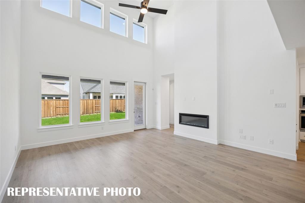 15783 Amber Street Property Photo 7