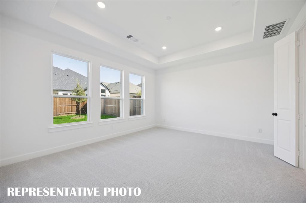 15783 Amber Street Property Photo 8