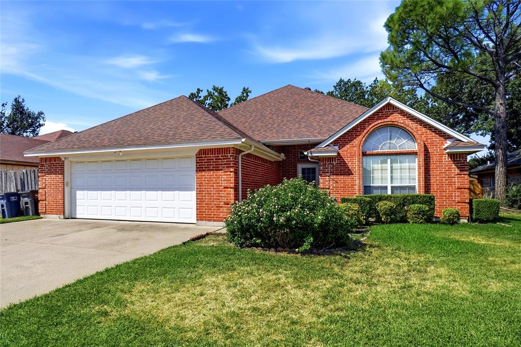 7413 Crosswicks Circle Property Photo 1