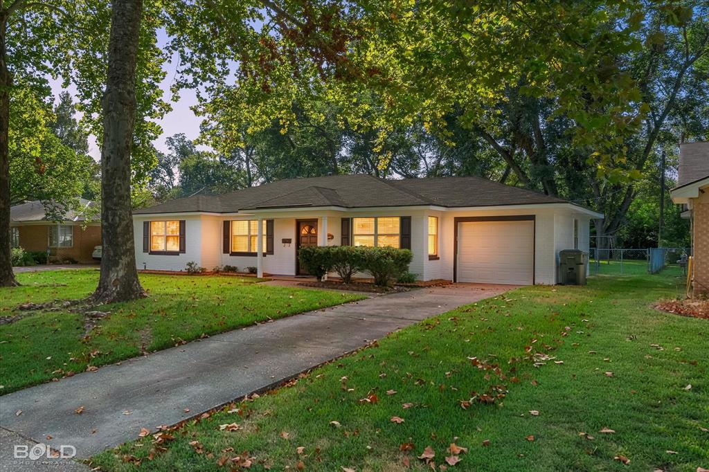 147 Richard Avenue Property Photo 1